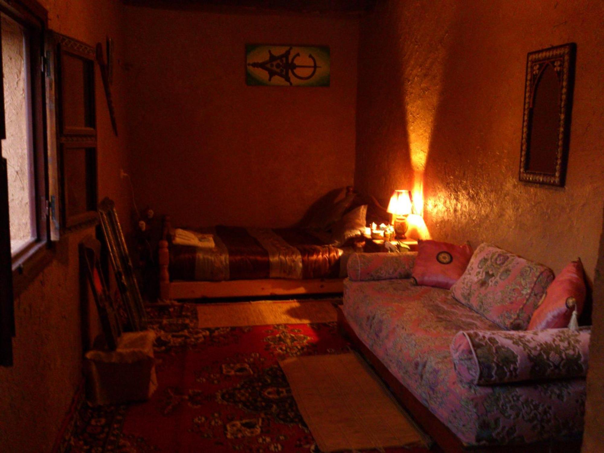 Tarmguist Bed and Breakfast Aït Boukha Rum bild